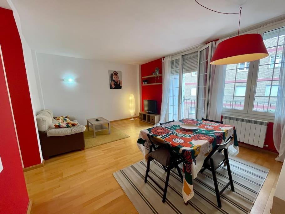 Acogedor Apartamento En Zaragoza Eksteriør bilde